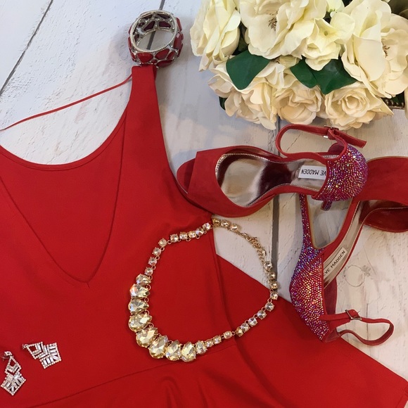 Red Peplum Dress NWOT Size Small - Picture 3 of 6